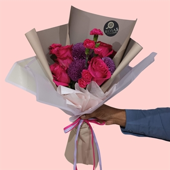 HT-124 MD Bouquet Eva (5 rosas)