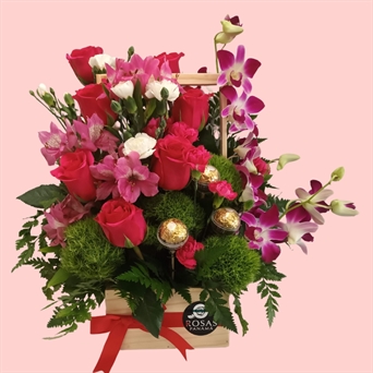 SRP-0158 MD Orquídeas y rosas (6 rosas)