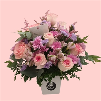SRP-0181 MD Carmelita (8 rosas)